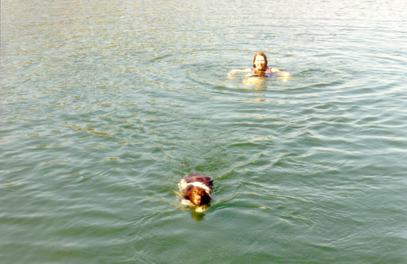 2000.24.14: Gail and Bosco swimming